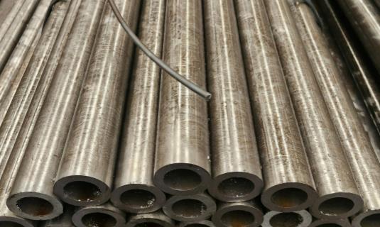 山东聊城45号精密无缝管，云浩金属