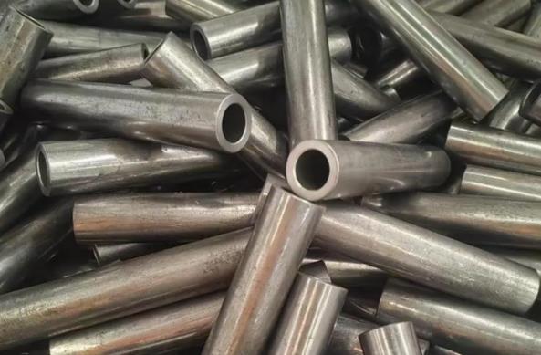 山东45号精密无缝管经冷拔/冷轧等工艺制成的高精度无缝钢管 山东45号精密无缝管经冷拔/冷轧等工艺制成的高精度无缝钢管